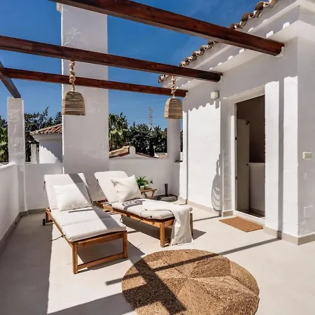 Luxury Penthouse - Naranjos De Apartment *