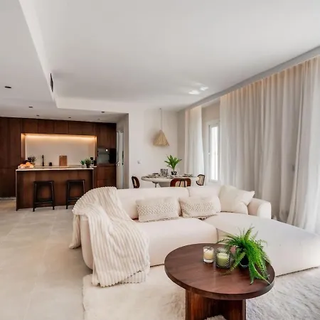 Luxury Penthouse - Naranjos De Apartment *